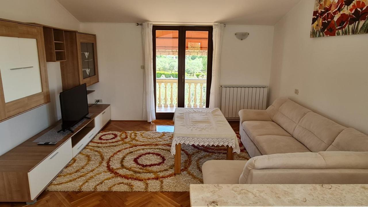 Minhen Apartment Muntic Luaran gambar